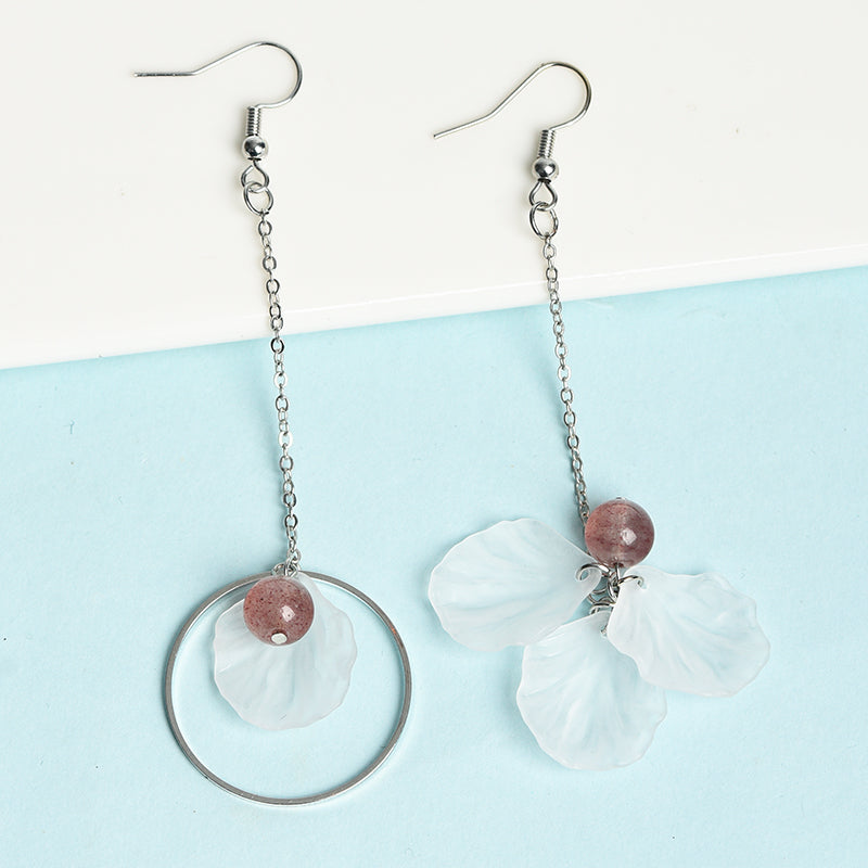 Metal circle with flower earrings