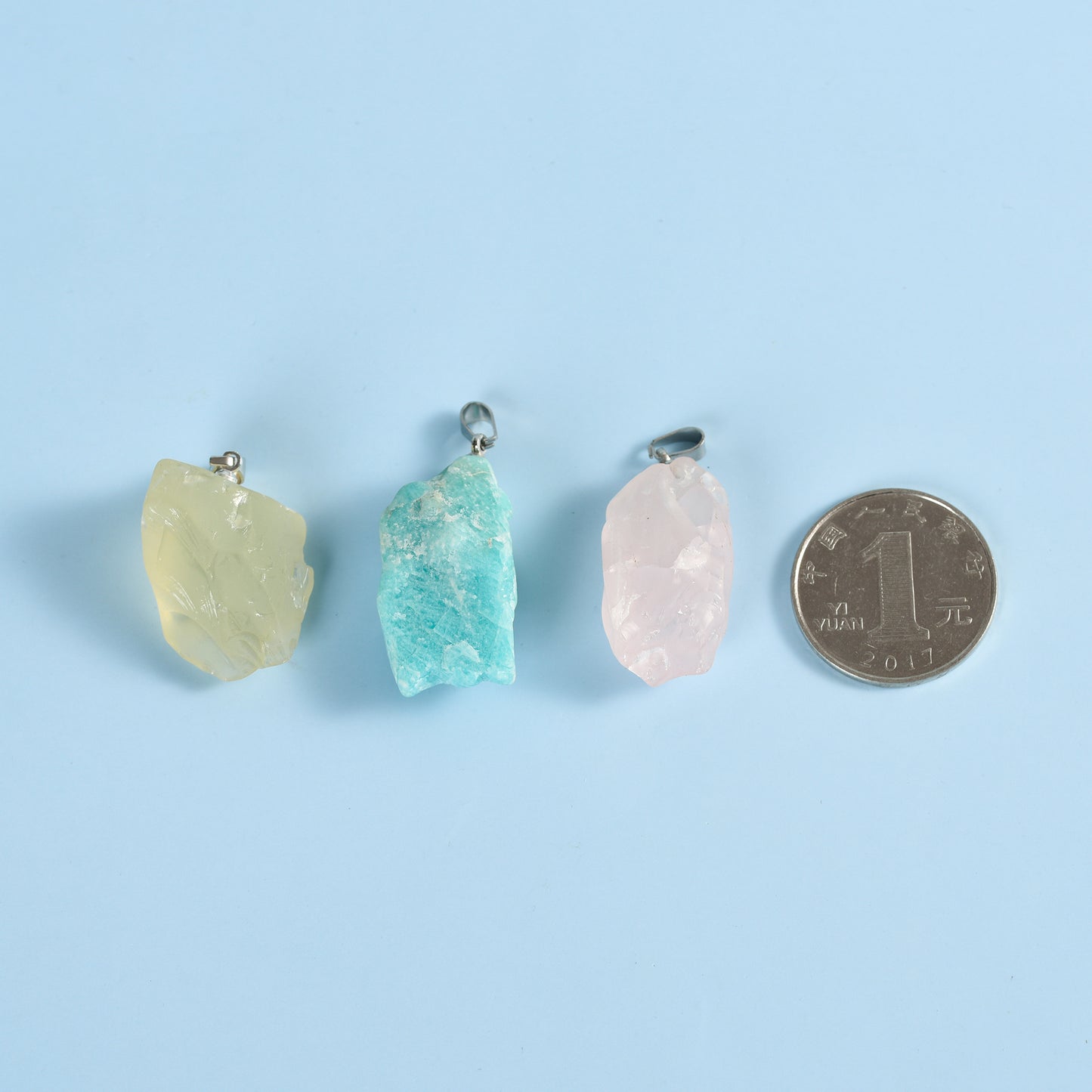 Raw crystal pendant(metal clip)