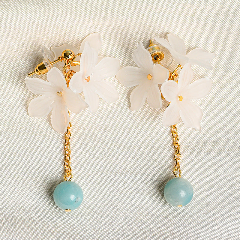 Gardenia earrings