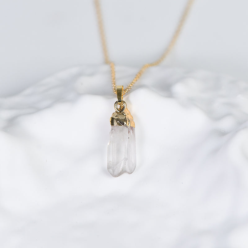 Raw clear quartz point pendant(electroplating)