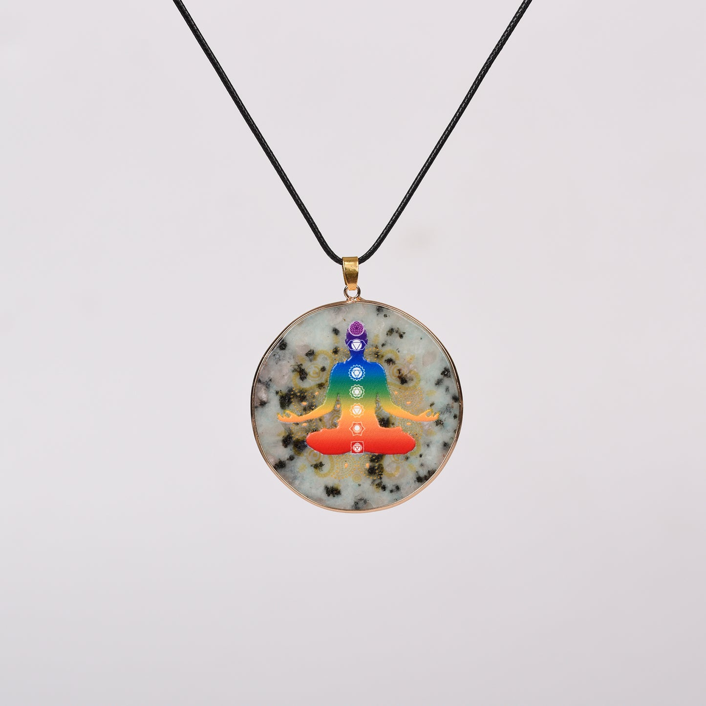 Round crystal with spray painting pendant