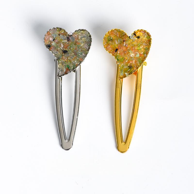 Chips heart hairpin