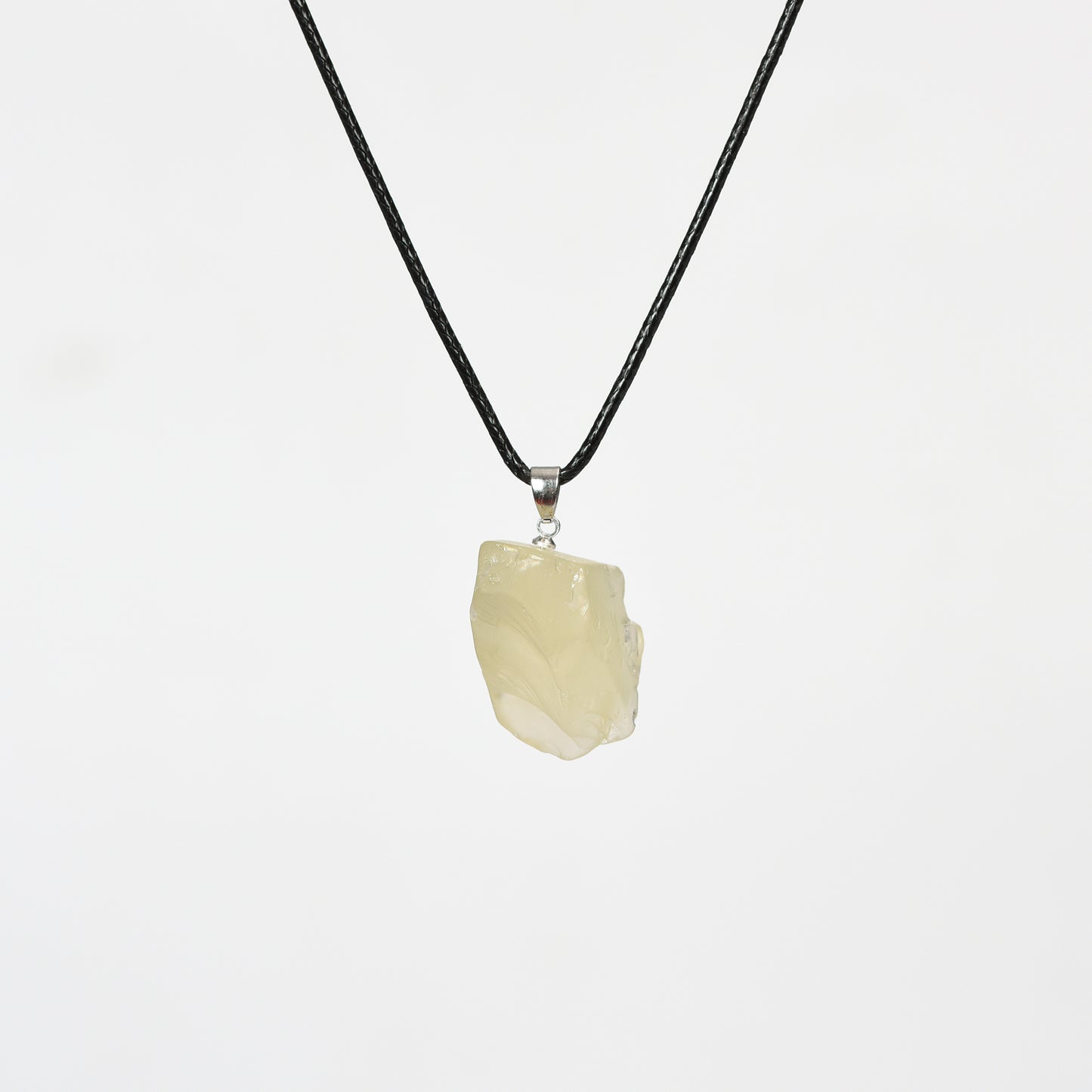 Raw crystal pendant(metal clip)