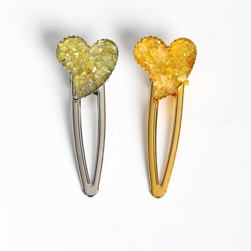 Chips heart hairpin