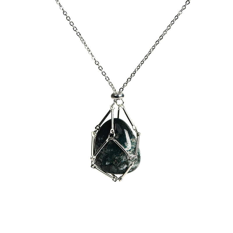 Metal net with tumble pendant