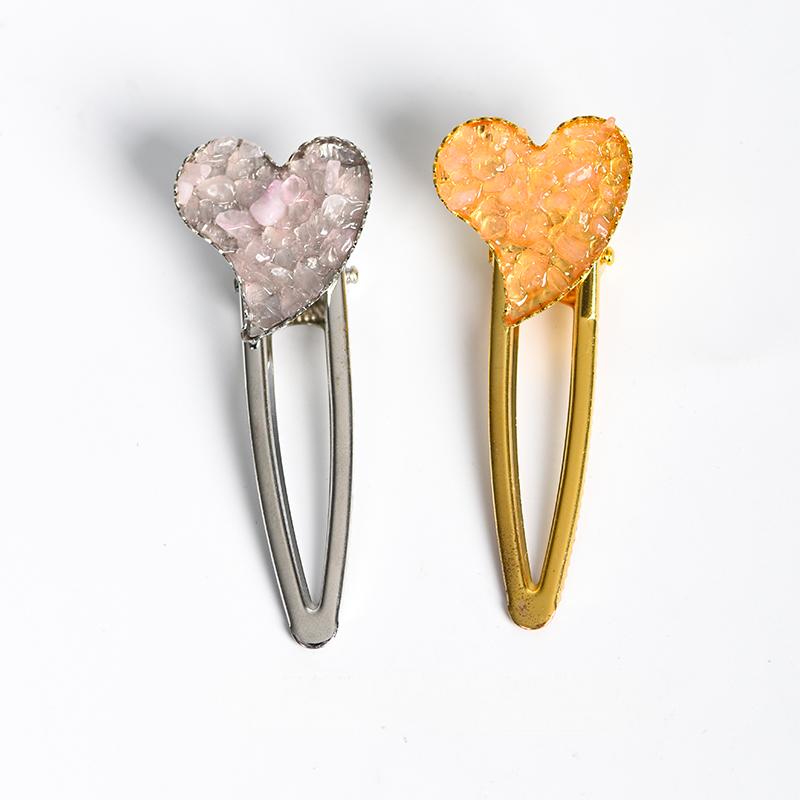 Chips heart hairpin