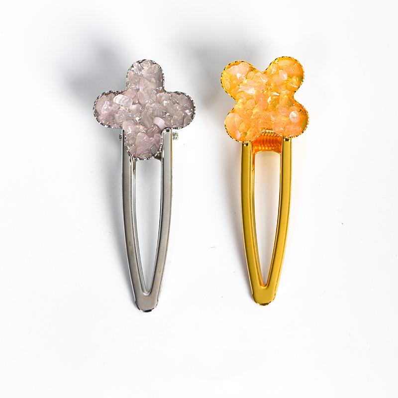 Chips clover hairpin